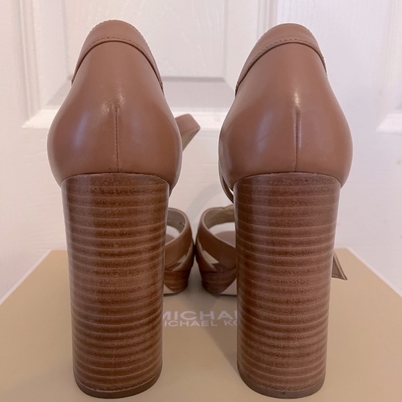 Michael Kors Anneliese platform leather shoes - Picture 4 of 7